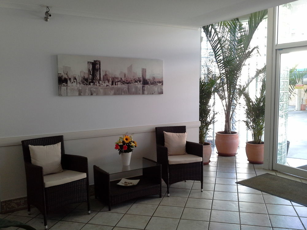 Gladstone Palms Motor Inn Bagian luar foto