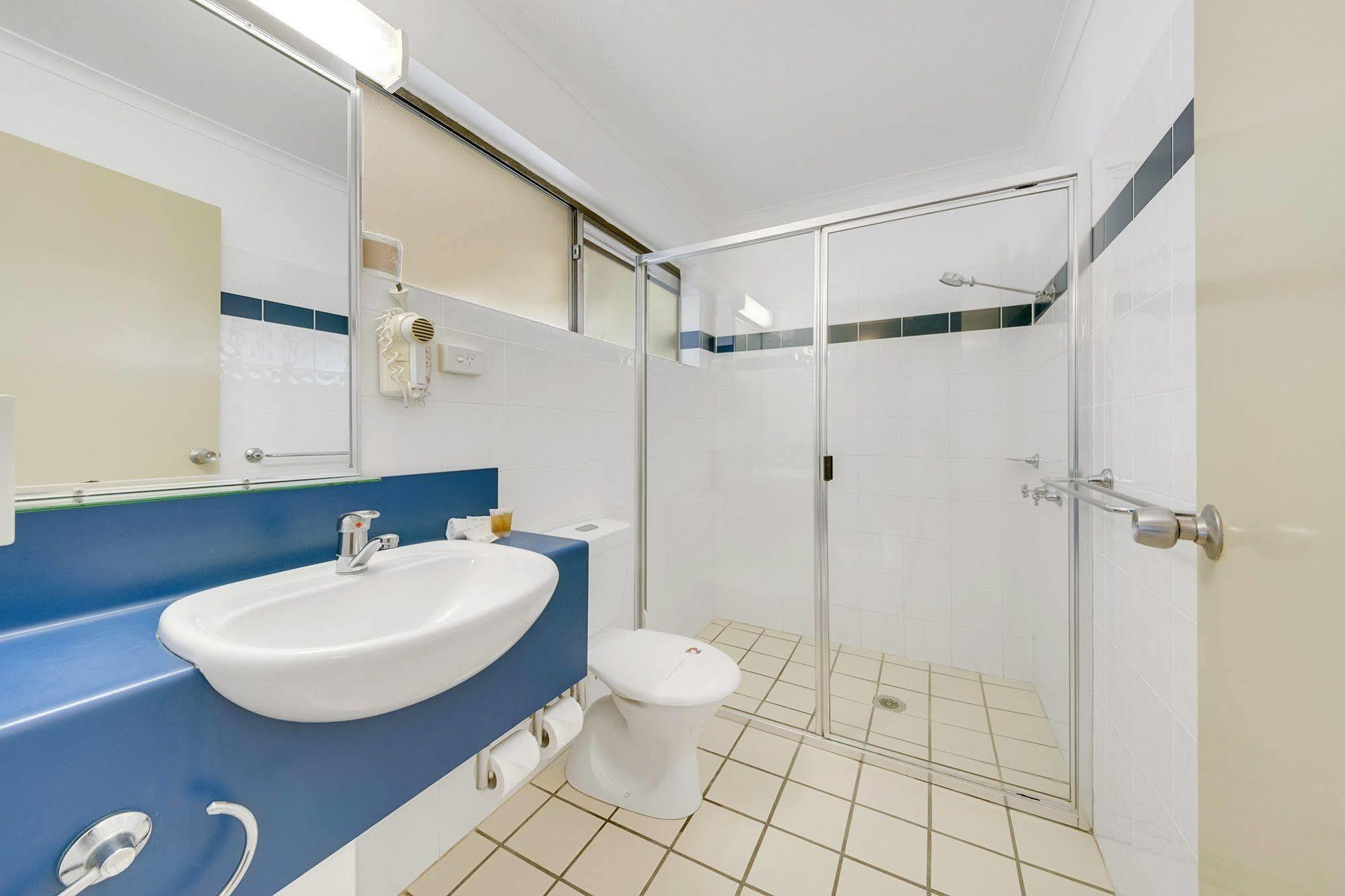 Gladstone Palms Motor Inn Bagian luar foto